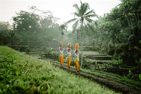 Teknologi untuk Pariwisata Berkelanjutan di Desa